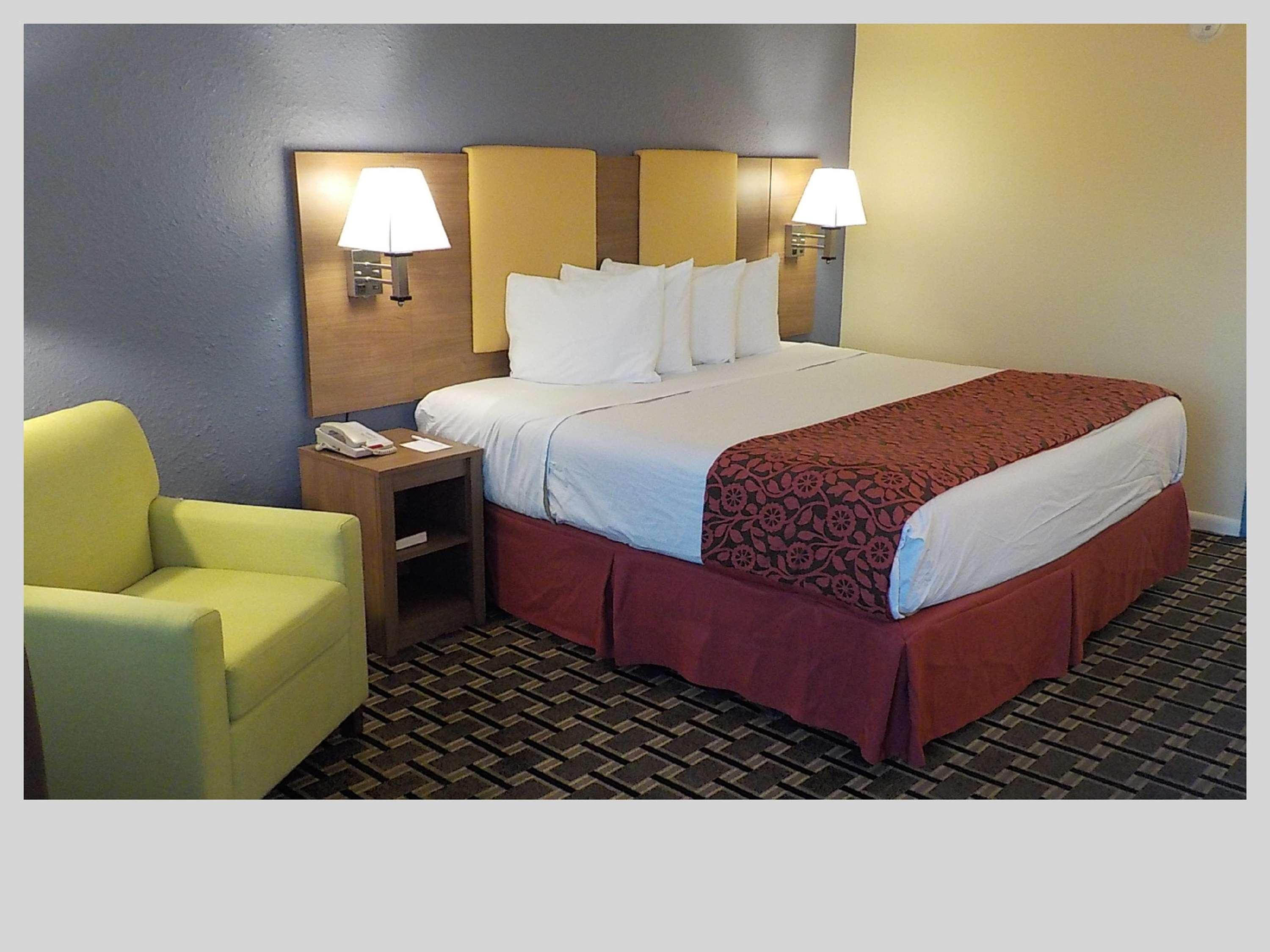 Best Western Bazarell Inn Montemorelos Exterior photo