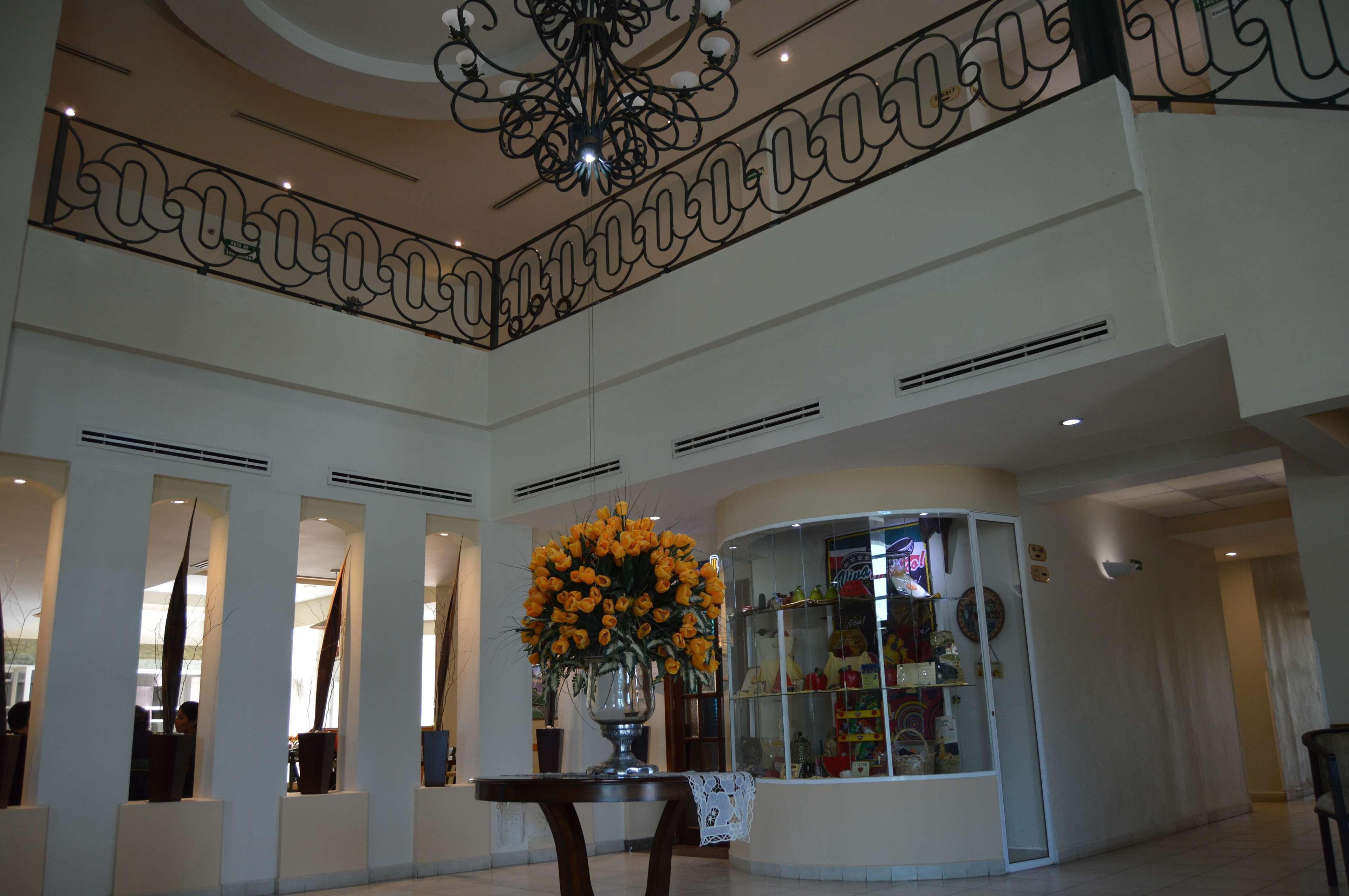 Best Western Bazarell Inn Montemorelos Exterior photo