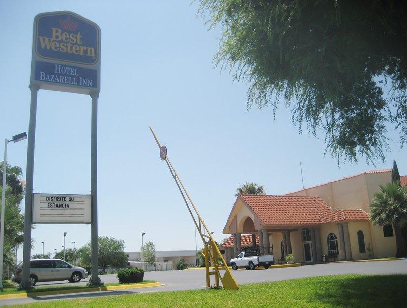 Best Western Bazarell Inn Montemorelos Exterior photo