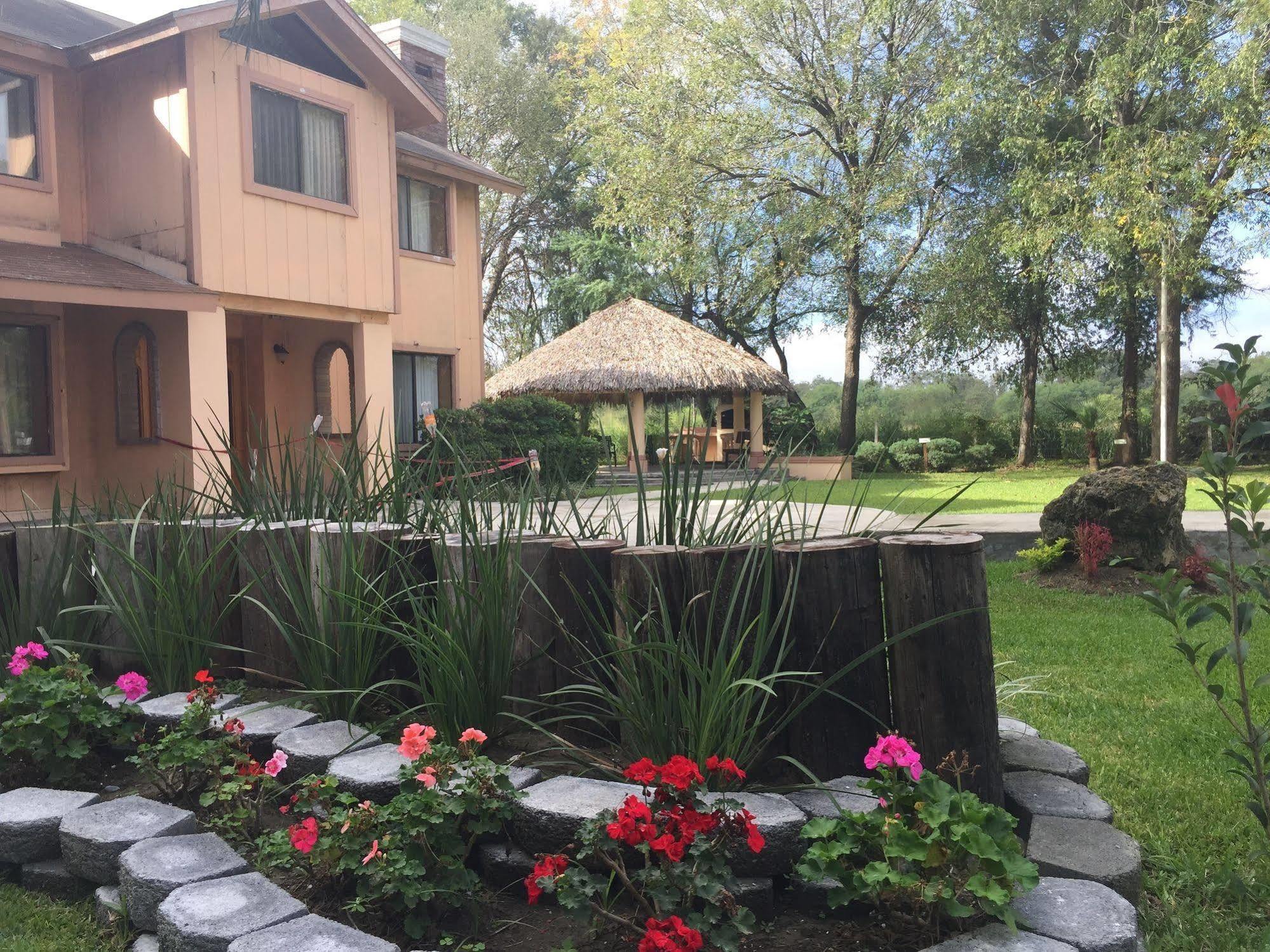 Best Western Bazarell Inn Montemorelos Exterior photo