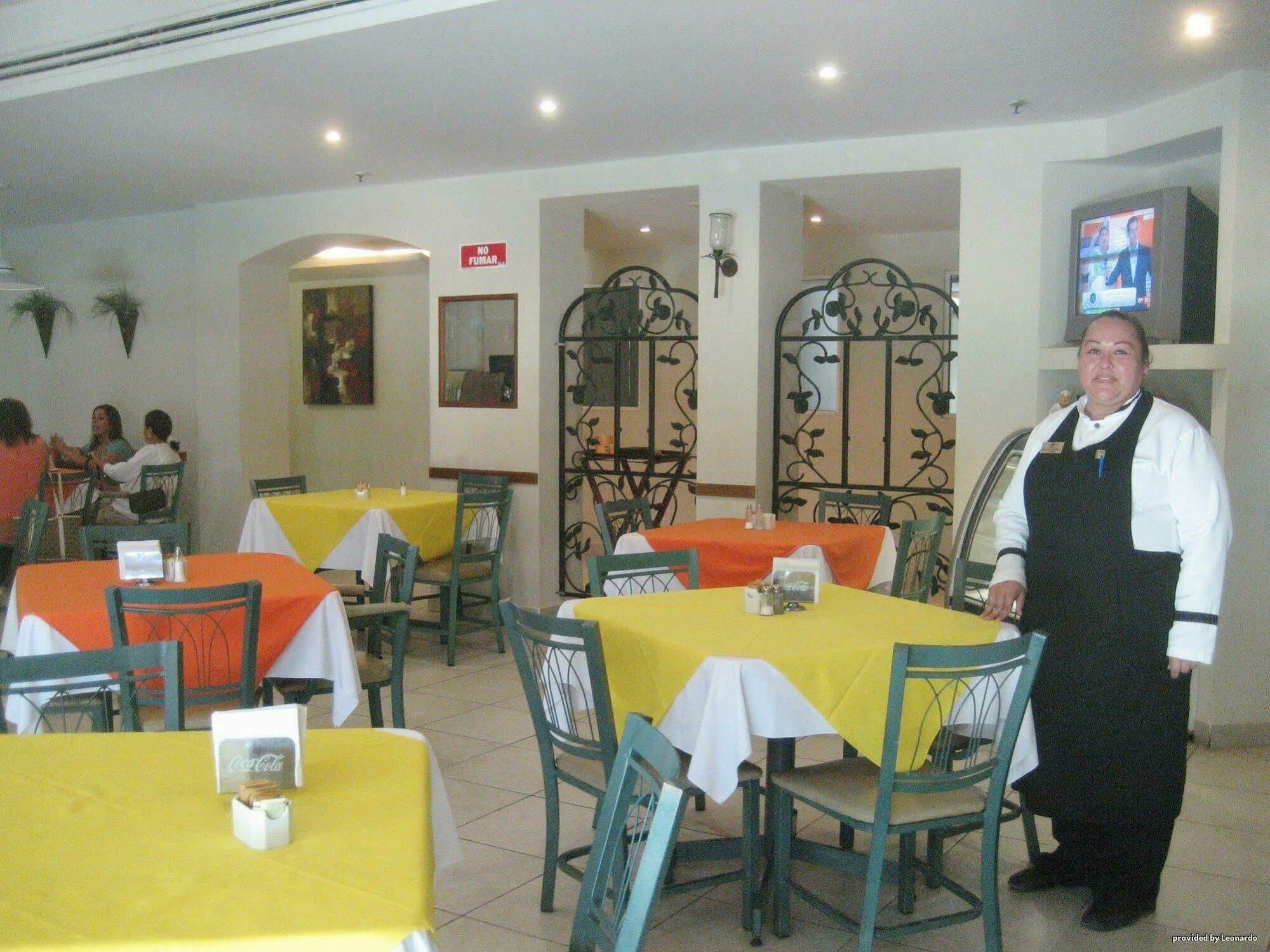 Best Western Bazarell Inn Montemorelos Exterior photo